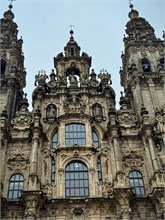 10-Santiago-de- Compostela